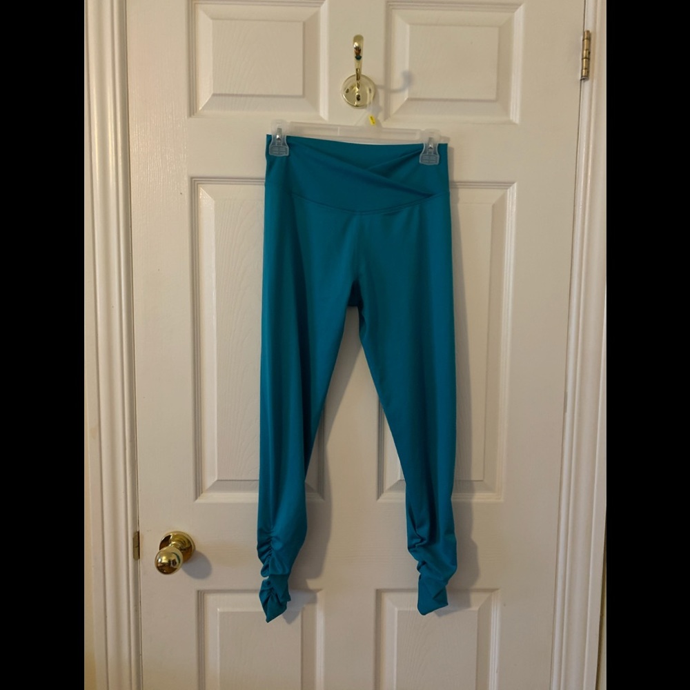 MIKA Yoga Wear Aqua Leggings